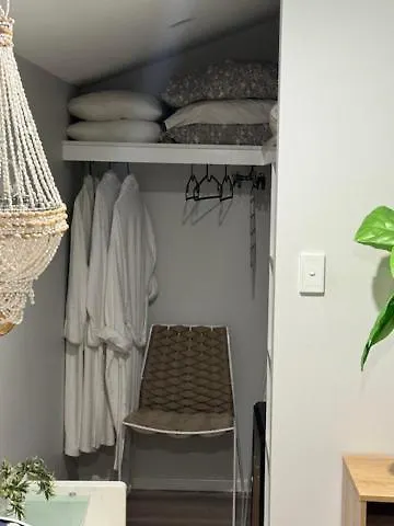 Private Granny Flat - Guesthouse Gold Coast Avustralya
